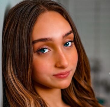 McKenzi Brooke Biography, Age, Height, Family, Net Worth | Stark Times