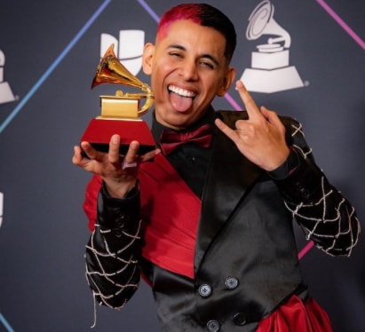 Jhonny Caz with his Grammy Award.