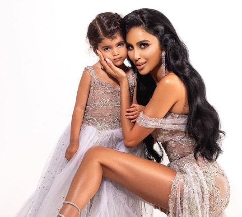 Lilly Ghalichi with her Daughter Alara