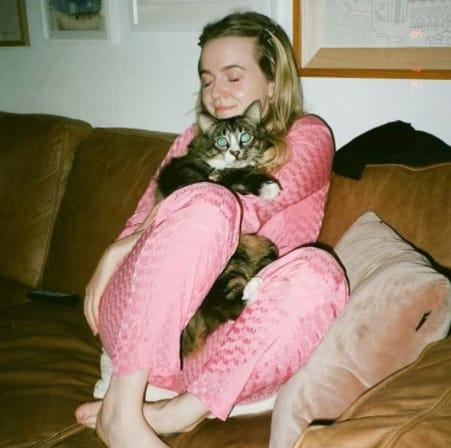 Roan Curtis with her pet cat
