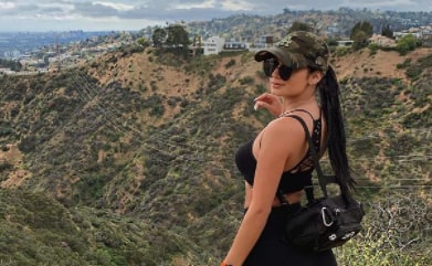 Vanessa hiking