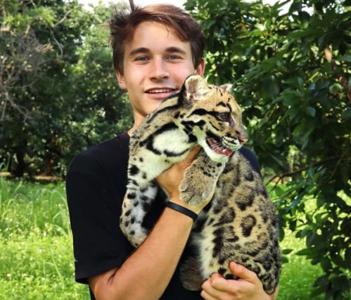  Jacob Feder with a Leopard