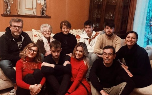 Ludovica Pagani with her family celebrating Christmas