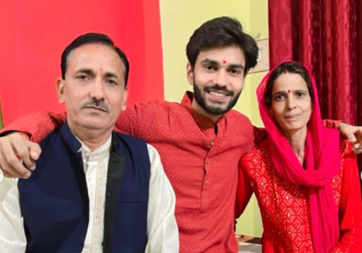 Ayush Yadav parents family brother 