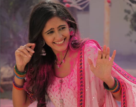 Ayesha Singh playing holi