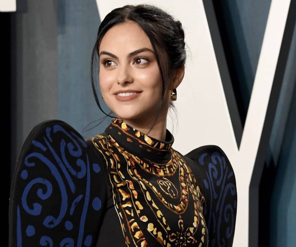 Camila Mendes Biography, Age, Height, Wiki, Net worth | Stark Times