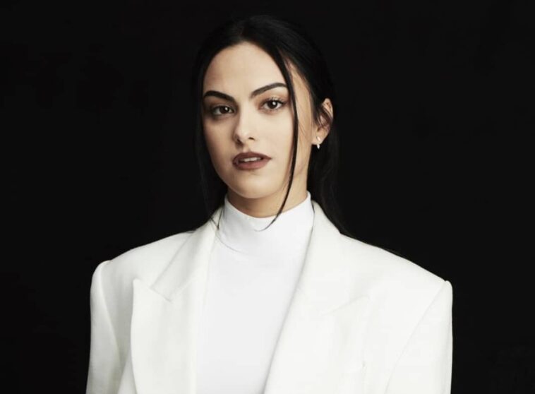 Camila Mendes, Biography, wiki, age, hieght