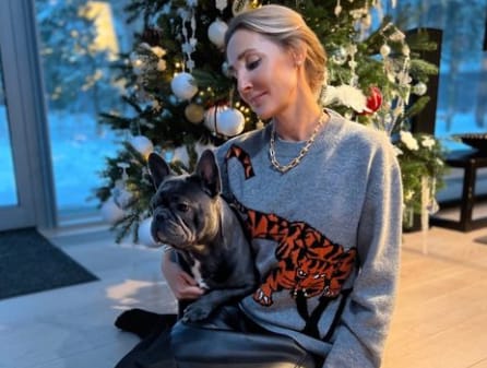 Oxana Bondarenko with her pet dog