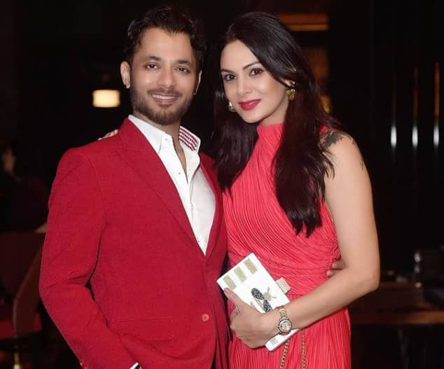 Anupam Mittal with his wife