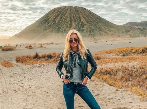 Karolina Bielawska Age, Height, Miss World, Net Worth, Bio, Instagram