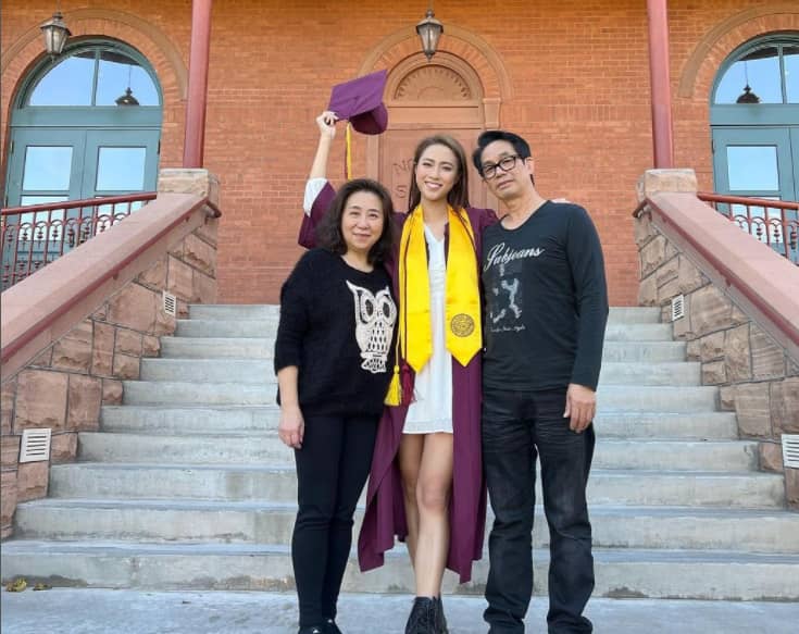 Tiffany Lau and her parents 