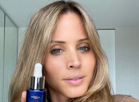 Britt Selwood promoting skincare product