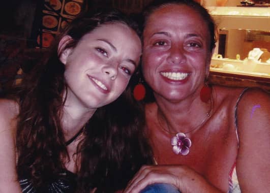 Kaya Scodelario with her mother 