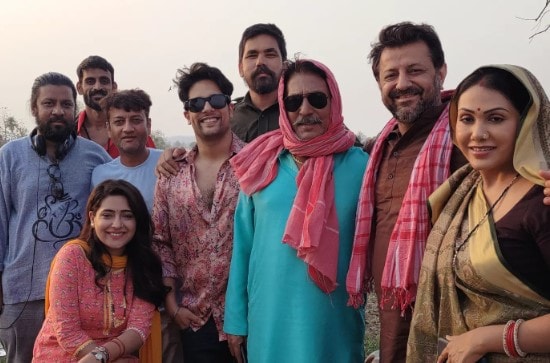 Manraj Singh with the cast of a TV series