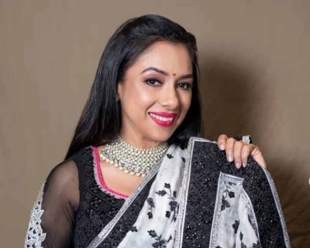 Rupali Ganguly Age, Husband, Family, Serials, Height, Bio | Stark Times