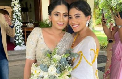 Shanudrie Priyasad with her elder sister