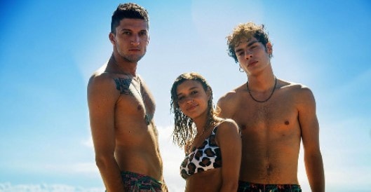 Amanda Campana with co-stars from ''Summertime''