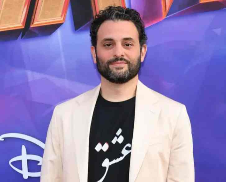 Arian Moayed age height net worth