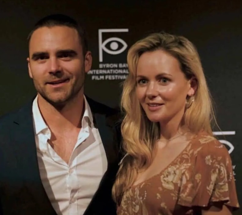 Dustin Clare Height, Net Worth, Age, Wife, Movies