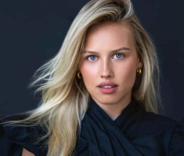 Gracie Dzienny Age, Height, Net Worth, Boyfriend, Instagram | Stark Times