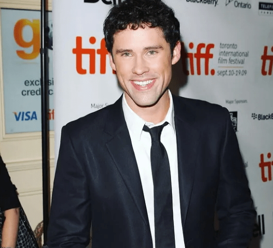 Ben Hollingsworth Net Worth, Age, Height, Wife, Tv-Series