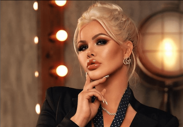 Char Borley Biography, Age, Height, Family, Net Worth, Husband, Wiki, Measurements