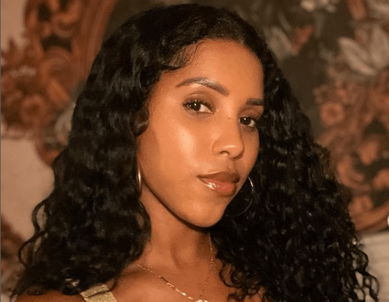 Jasmin Brown looks captivating and alluring