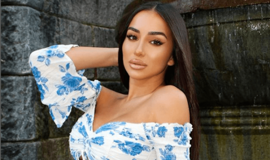 Silvia Micol Bio, Age, Height, Family, Net Worth, Boyfriend | Strak Times