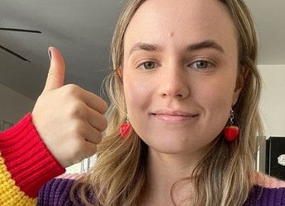 Courtney Taylor Burness Age, Height, Net Worth, Family, Parents, Boyfriend, Movies, Tv-Shows, Instagram, Biography, Wiki