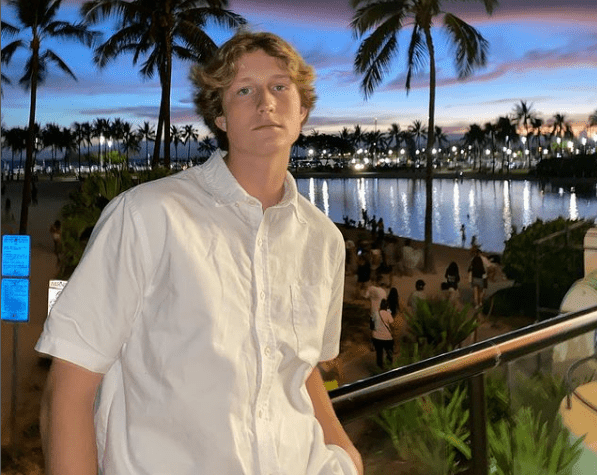 Mason Rizzo at a scenic place in  Hawaii, US