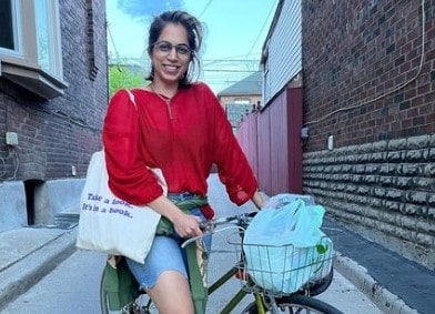 Rakhee Morzaria family, parents, father, mother, Age, Height, Net Worth, Family, Boyfriend, Movies, Tv-Shows, Instagram, Note To Self, Biography, Wiki