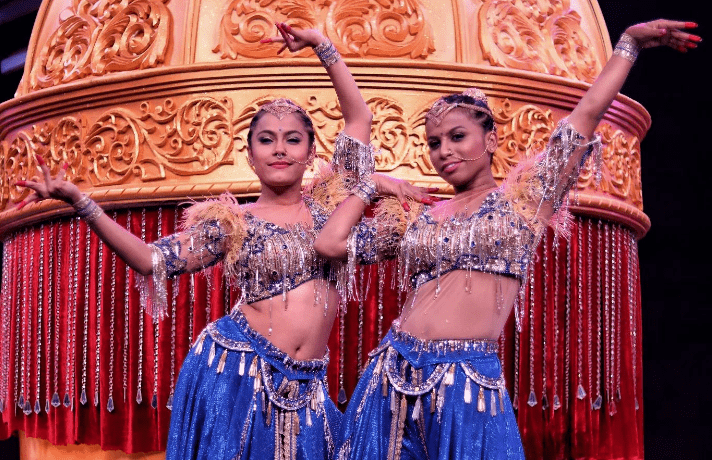 Shwetha Warrier performed dance with a fellow dancer at a dance show