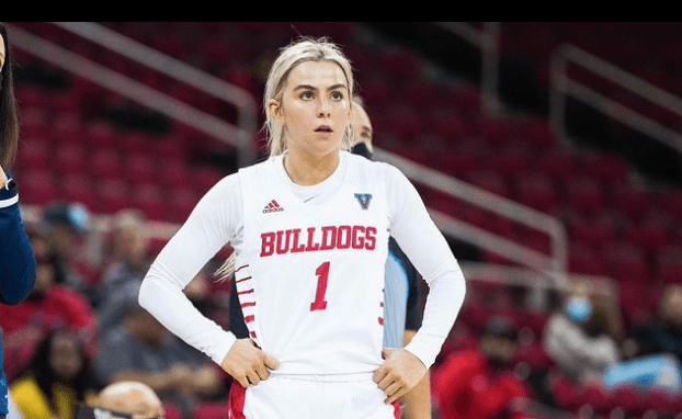 Haley Cavinder playing basketball for Bulldogs