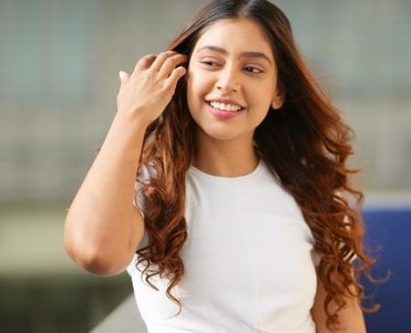 Niti Taylor Age, Height, Net Worth, Family, Parents, Husband, Marriage, Tv Shows, Movies, Biography, Instagram, Wiki