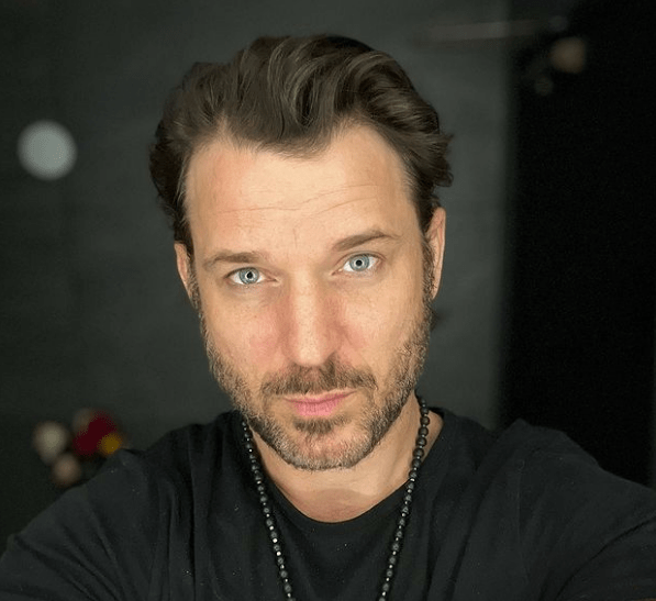Wil Traval age height net worth movies