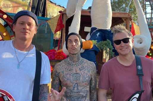 Travis Barker with his band members