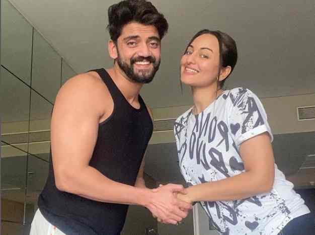 Zaheer Iqbal spending a quality time with Sonakshi Sinha