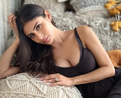 Mouni Roy sexiest pictures 