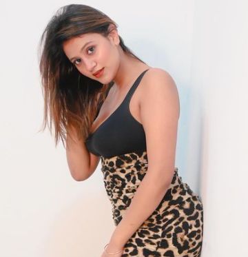 Anjali Arora sexy photos 