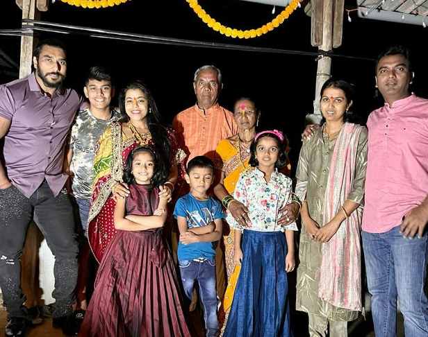 Sangram Chougule with his family members