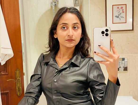 Swara Singh weight height age net worth family parents siblings boyfriend and partner 