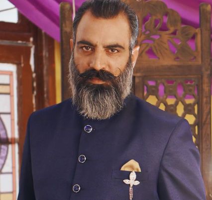 Ram Anujla as Khushbeer Singh Virk