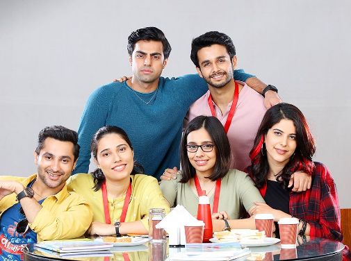 Srishti Ganguli Rindani with the cast of Campus Diaries