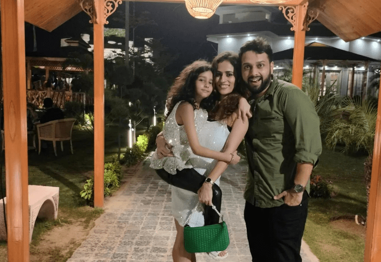 Inayat Verma father mother siblings instagram age height