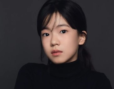 Kim Si-a Family / Siblings