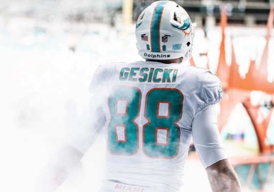 Who is Mike Gesicki? Age, Height, Net Worth, Bio, Wiki, Relationship, Wife