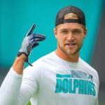 Mike-Gesicki age height weight
