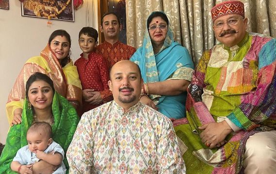 Mohena Singh with her family