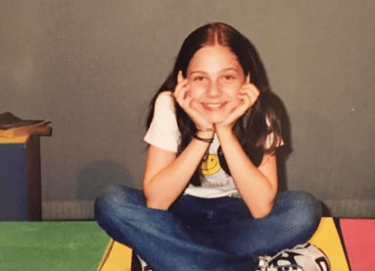 Lauren Collins family parents siblings net worth height age 