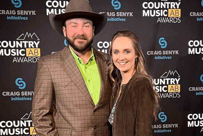 Amber Marshall husband family parents siblings age height net worth Instagram 